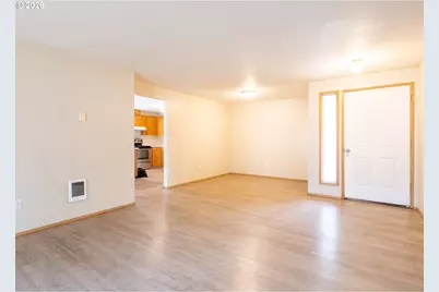5004 NE 151st Ave, Vancouver, WA 98682 - Photo 4