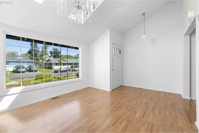 1950 SW Leewood Dr, Beaverton, OR 97003 - Photo 6