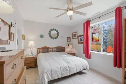 214 Averill St, Brownsville, OR 97327 - Photo 12