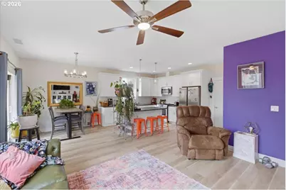 214 Averill St, Brownsville, OR 97327 - Photo 4