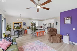 214 Averill St, Brownsville, OR 97327 - Photo 4