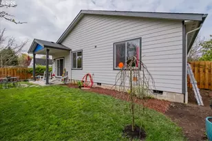 214 Averill St, Brownsville, OR 97327 - Photo 18