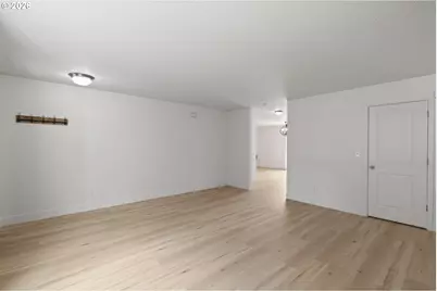 19095 Barrington Ave, Sandy, OR 97055 - Photo 16