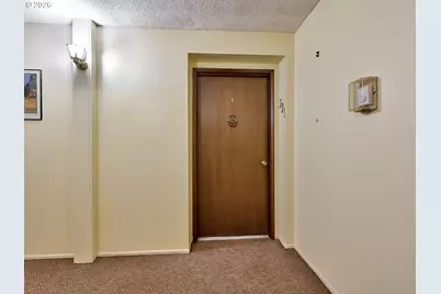 950 Evergreen Rd #221, Woodburn, OR 97071 - Photo 4