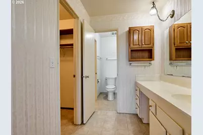 950 Evergreen Rd #221, Woodburn, OR 97071 - Photo 22