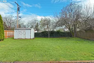 8915 SE Market St, Portland, OR 97216 - Photo 18