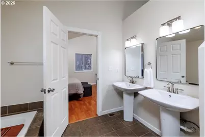 2947 SE 45th Ct, Hillsboro, OR 97123 - Photo 20