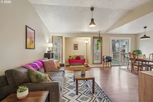 4025 SW Pomona St, Portland, OR 97219 - Photo 4