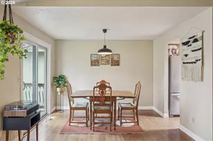 4025 SW Pomona St, Portland, OR 97219 - Photo 8