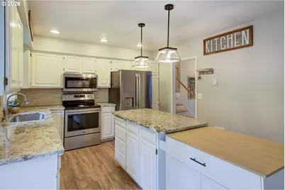 13818 NE 167th St, Brush Prairie, WA 98606 - Photo 14