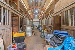 33672 SW Laurel Rd, Hillsboro, OR 97123 - Photo 44