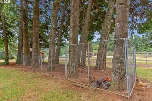 33672 SW Laurel Rd, Hillsboro, OR 97123 - Photo 42