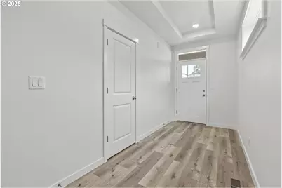 706 Tigerlily St, Silverton, OR 97381 - Photo 6