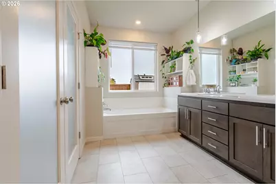 2400 W 15th Ave, Junction City, OR 97448 - Photo 20