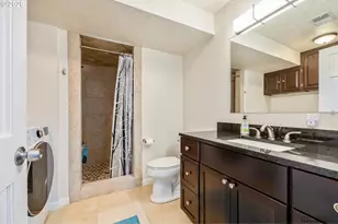 2022 Floral Hill Dr, Eugene, OR 97403 - Photo 22