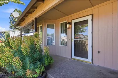 147 E Fir Dr, Gervais, OR 97026 - Photo 4