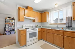 147 E Fir Dr, Gervais, OR 97026 - Photo 10