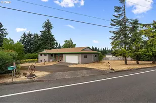 15515 Henrici Rd, Oregon City, OR 97045 - Photo 2