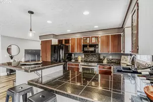 361 SW 12th Ave, Canby, OR 97013 - Photo 10