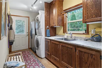 1645 Brozio Rd, Roseburg, OR 97471 - Photo 14