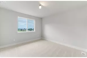 374 W Maple St, Washougal, WA 98671 - Photo 8