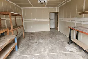 421/425 S 58th St, Springfield, OR 97478 - Photo 8