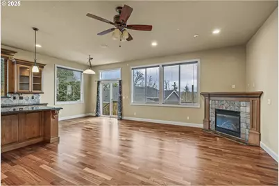 4860 K St, Washougal, WA 98671 - Photo 2