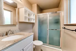 2889 Taylor St, Eugene, OR 97405 - Photo 10