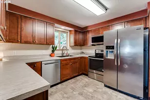 2889 Taylor St, Eugene, OR 97405 - Photo 6