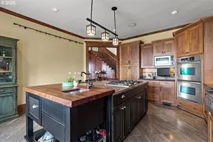 220 S California St, Portland, OR 97219 - Photo 14
