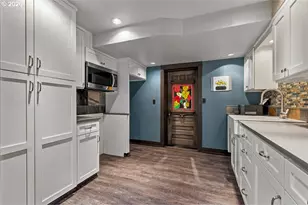 220 S California St, Portland, OR 97219 - Photo 32