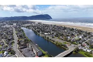 815 N King St, Seaside, OR 97138 - Photo 42