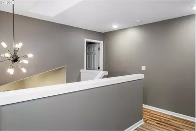 15729 SE Hawk Ct, Portland, OR 97236 - Photo 24