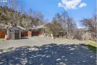 27374 Bumpy Rd, John Day, OR 97845 - Photo 38