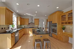 14030 NW Lakeview Dr, Portland, OR 97229 - Photo 10