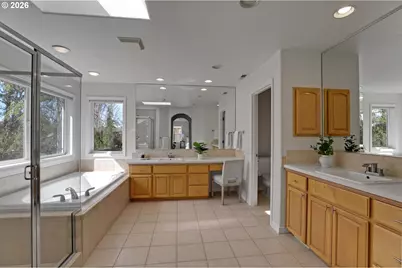 14030 NW Lakeview Dr, Portland, OR 97229 - Photo 24