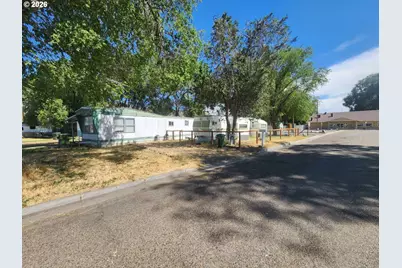 257 D St, Vale, OR 97918 - Photo 8