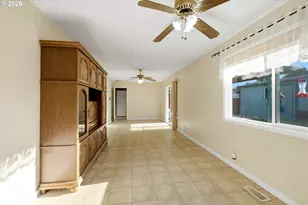 1430 Powell St SE, Albany, OR 97322 - Photo 12