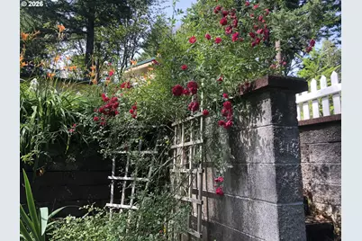 49400 Eagle Rock Pl, Vida, OR 97488 - Photo 30