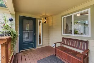 49400 Eagle Rock Pl, Vida, OR 97488 - Photo 8
