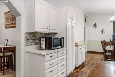 49400 Eagle Rock Pl, Vida, OR 97488 - Photo 20