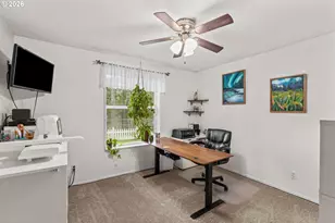 49400 Eagle Rock Pl, Vida, OR 97488 - Photo 24