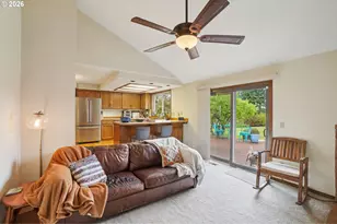 22735 SE Naomi Dr, Damascus, OR 97089 - Photo 16