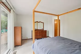22735 SE Naomi Dr, Damascus, OR 97089 - Photo 18