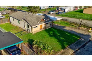 430 SE Carrol St, Winston, OR 97496 - Photo 2