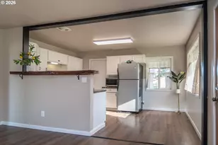 430 SE Carrol St, Winston, OR 97496 - Photo 8