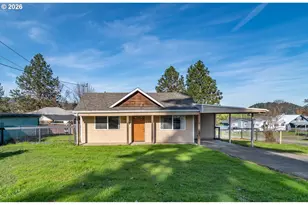 430 SE Carrol St, Winston, OR 97496 - Photo 1