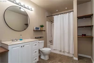 430 SE Carrol St, Winston, OR 97496 - Photo 26