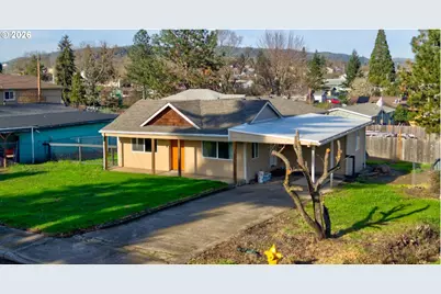 430 SE Carrol St, Winston, OR 97496 - Photo 42