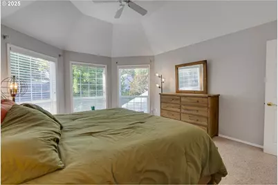 20819 SW Vicki Ln, Beaverton, OR 97007 - Photo 18